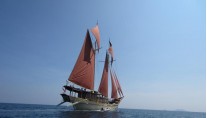 SI DATU BUA Under Sail
